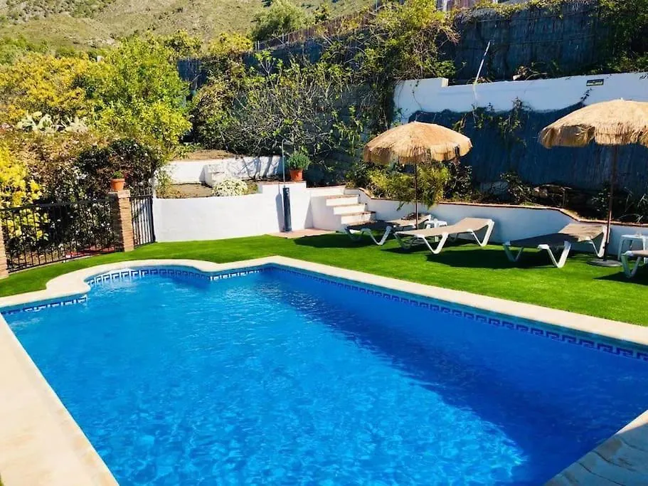 Сasa de vacaciones Villa En Frigiliana Con Piscina Y Jacuzzi España