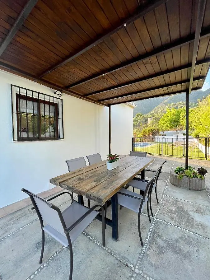 Villa En Frigiliana Con Piscina Y Jacuzzi Сasa de vacaciones